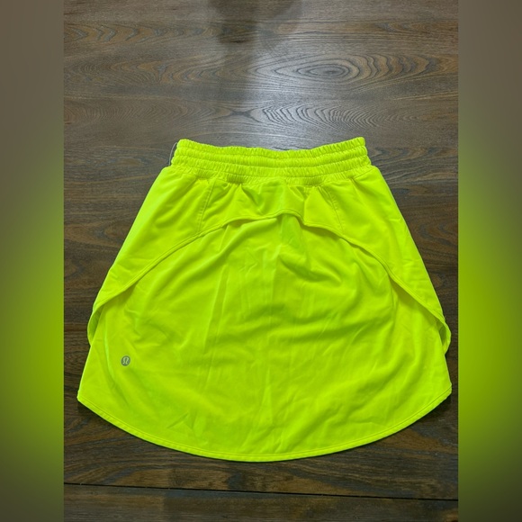Lululemon Skort- Size 4 - Picture 2 of 4